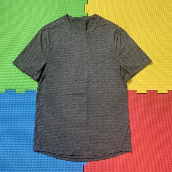 Lululemon Men’s XS - S ? Somatic Short Sleeve T-Shirt Shade Stripe Gray *Flaw - Picture 2 of 12